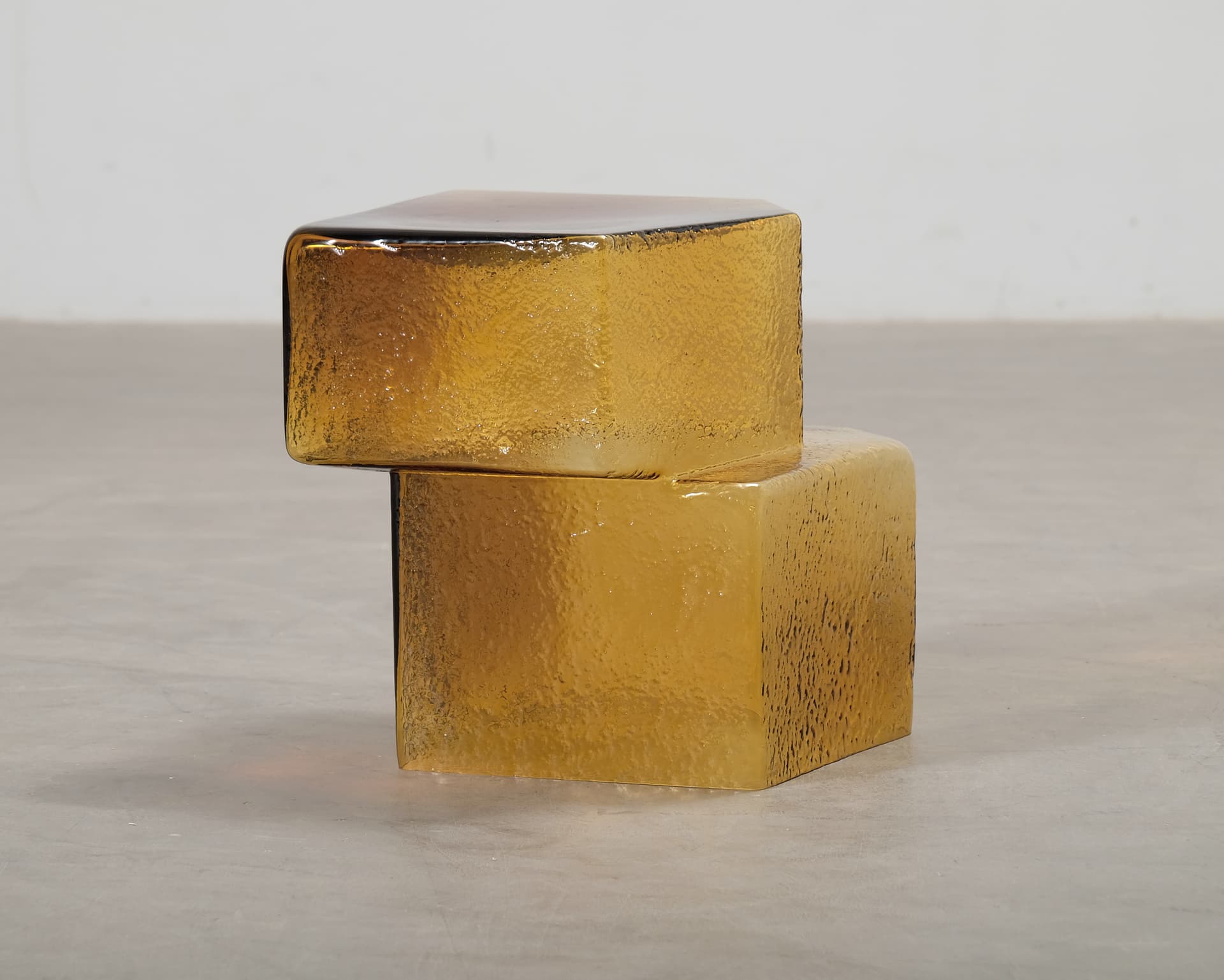 Ferm Living Oscil Sculpture glasverk Recycled Amber
