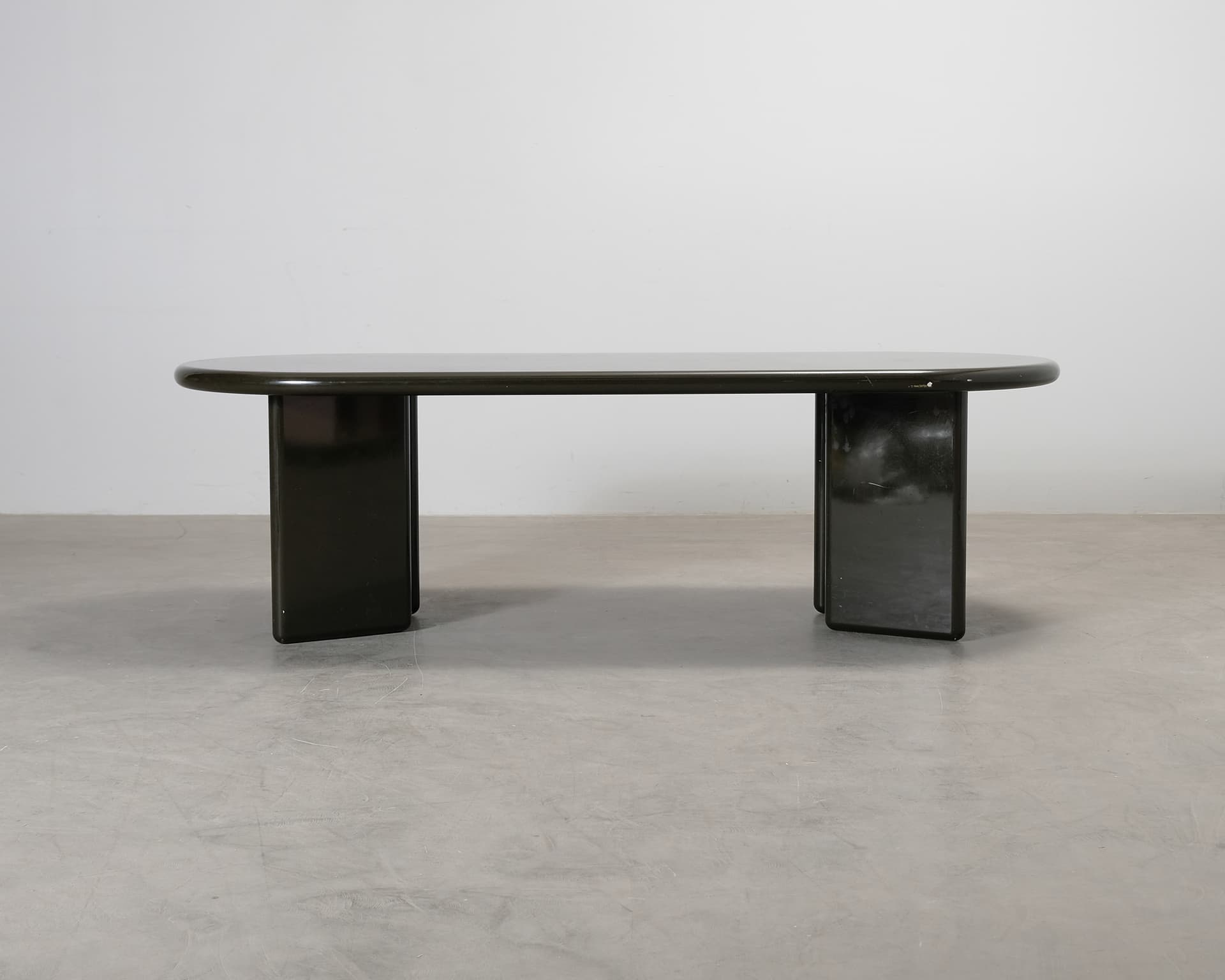 Gustaf Westman Chunky matbord svart