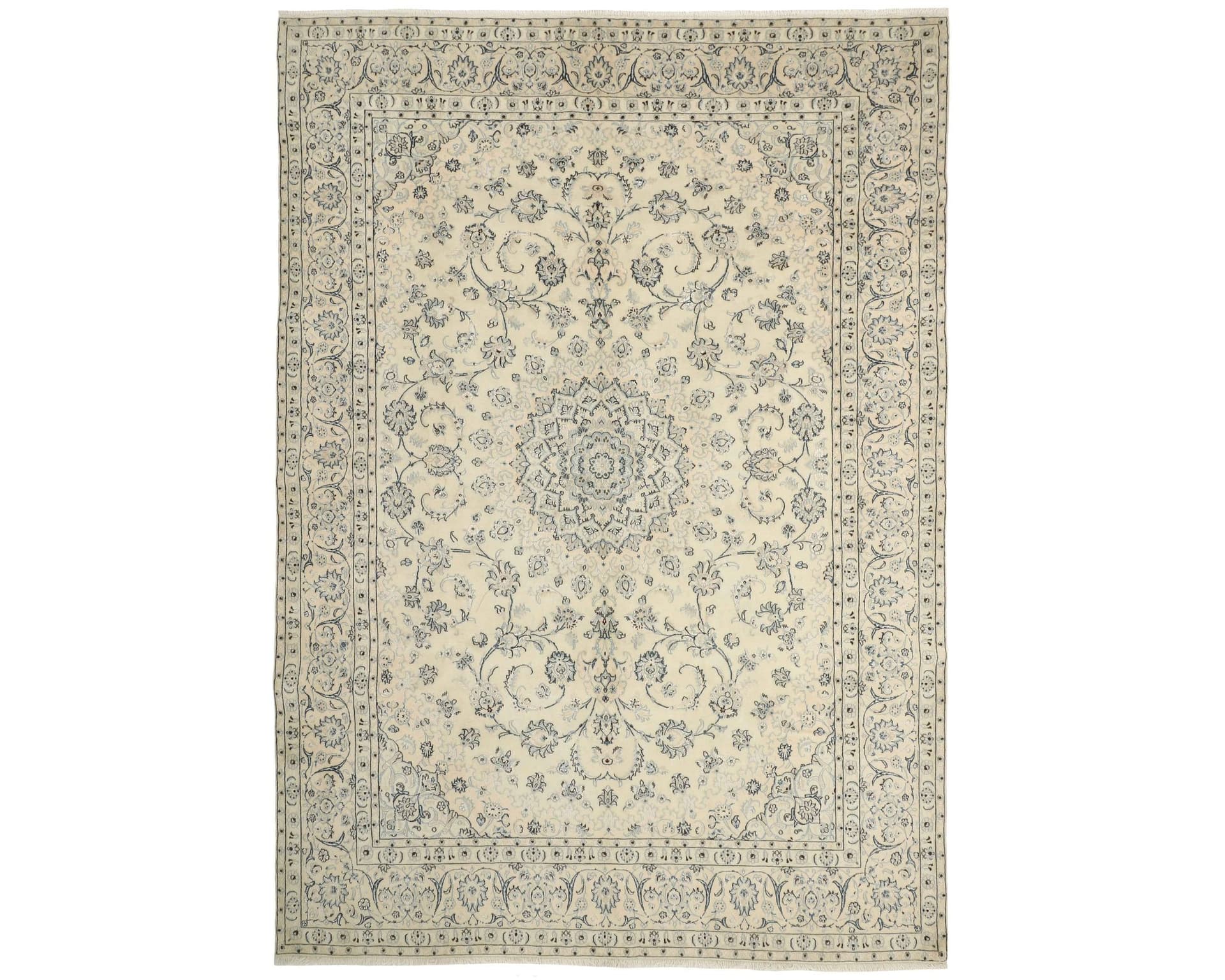 Nain 9 La orientalisk matta 250 x 367 cm
