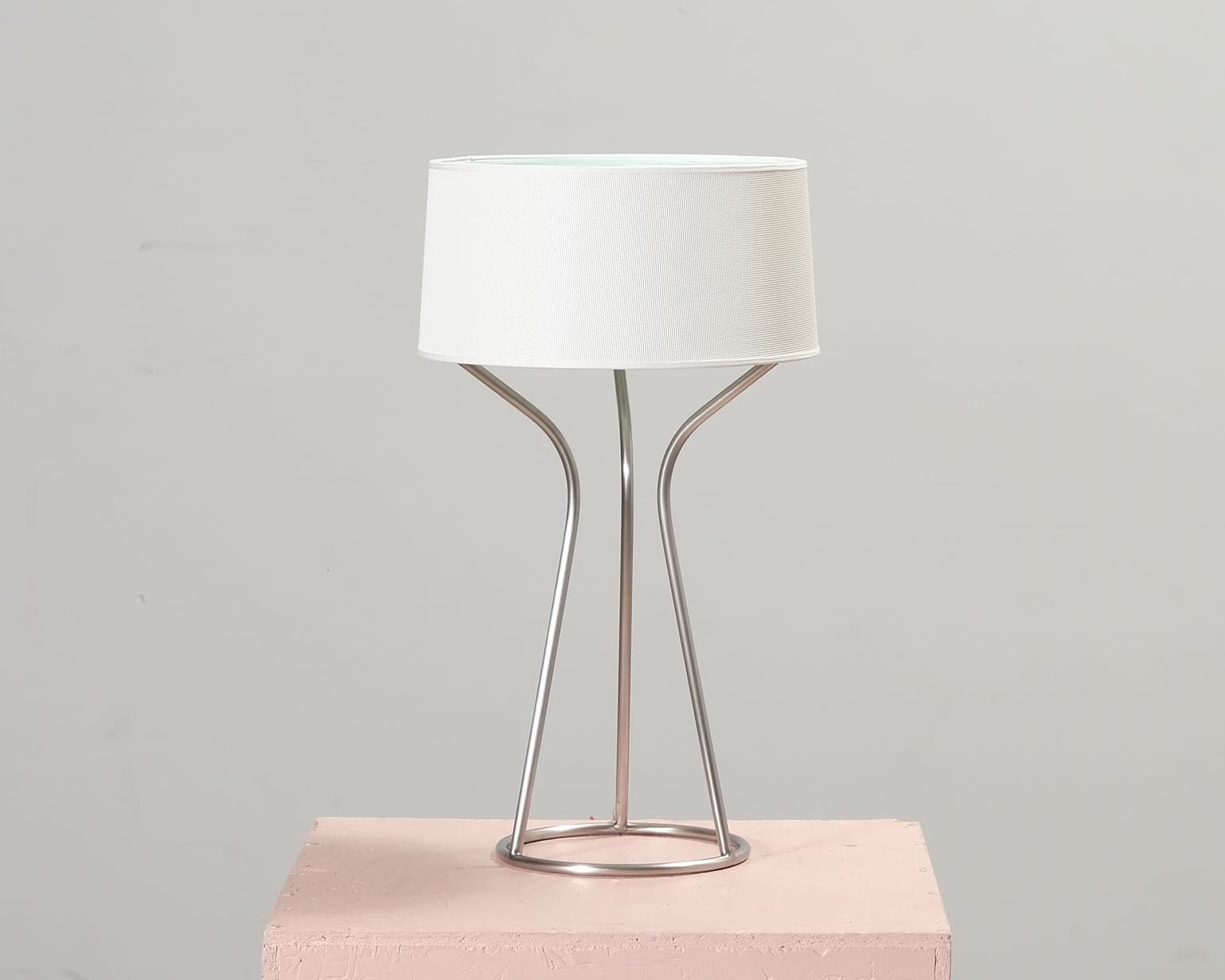 Örsjö Aria bordslampa vit / stål
