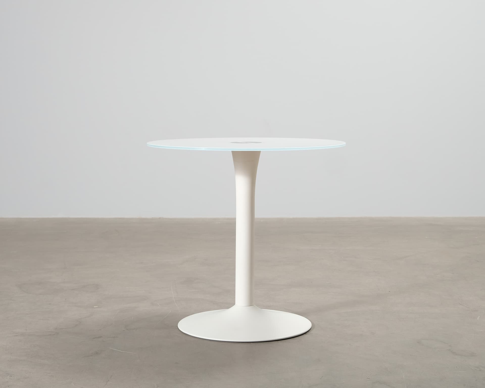 BoConcept New York pöytä ø 80 cm vit