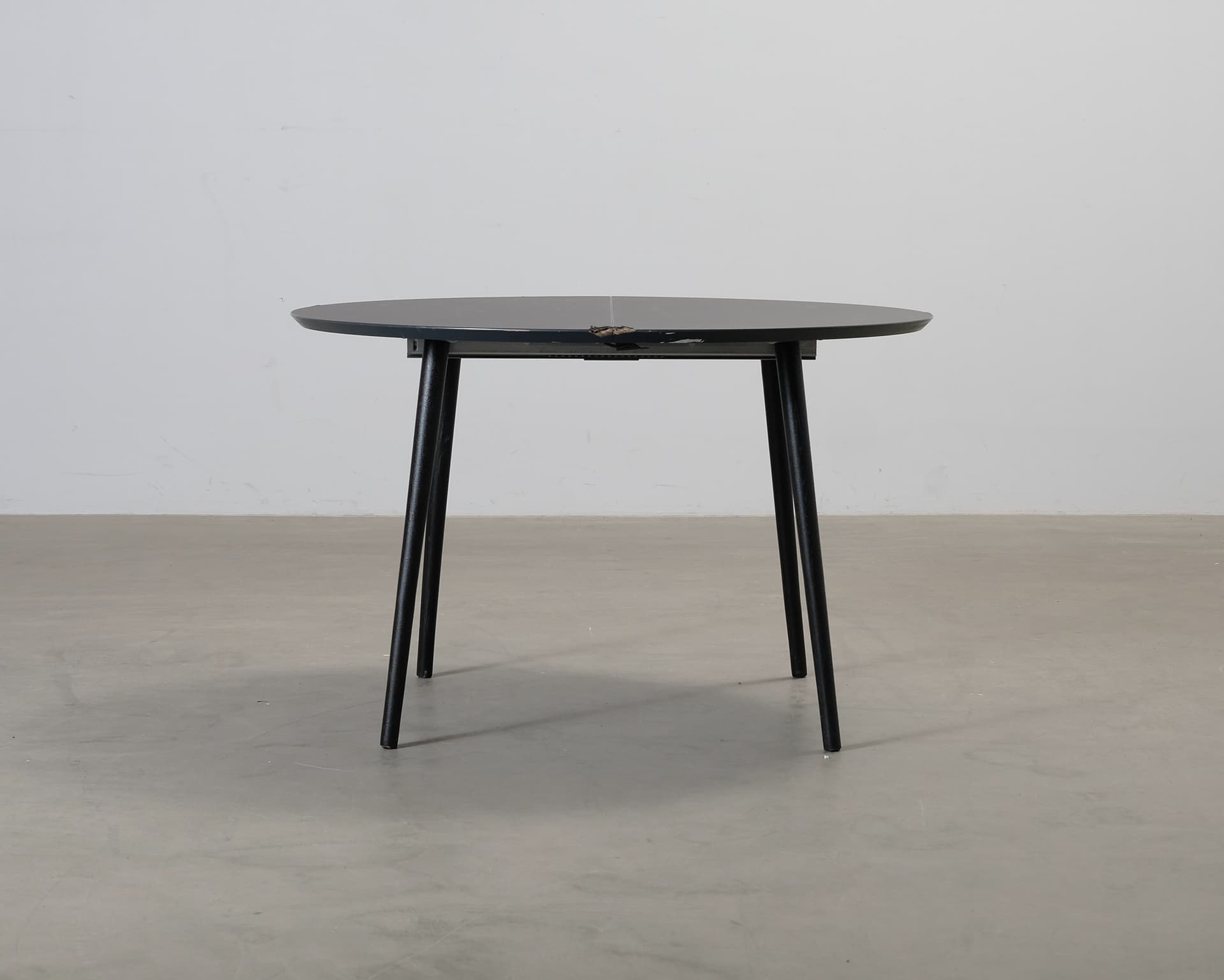 Sofacompany Amelia matbord ø 120 cm svart