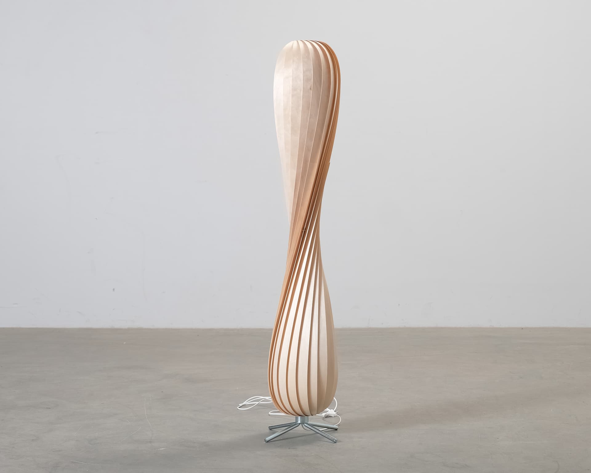 Tom Rossau TR7 golvlampa Natural