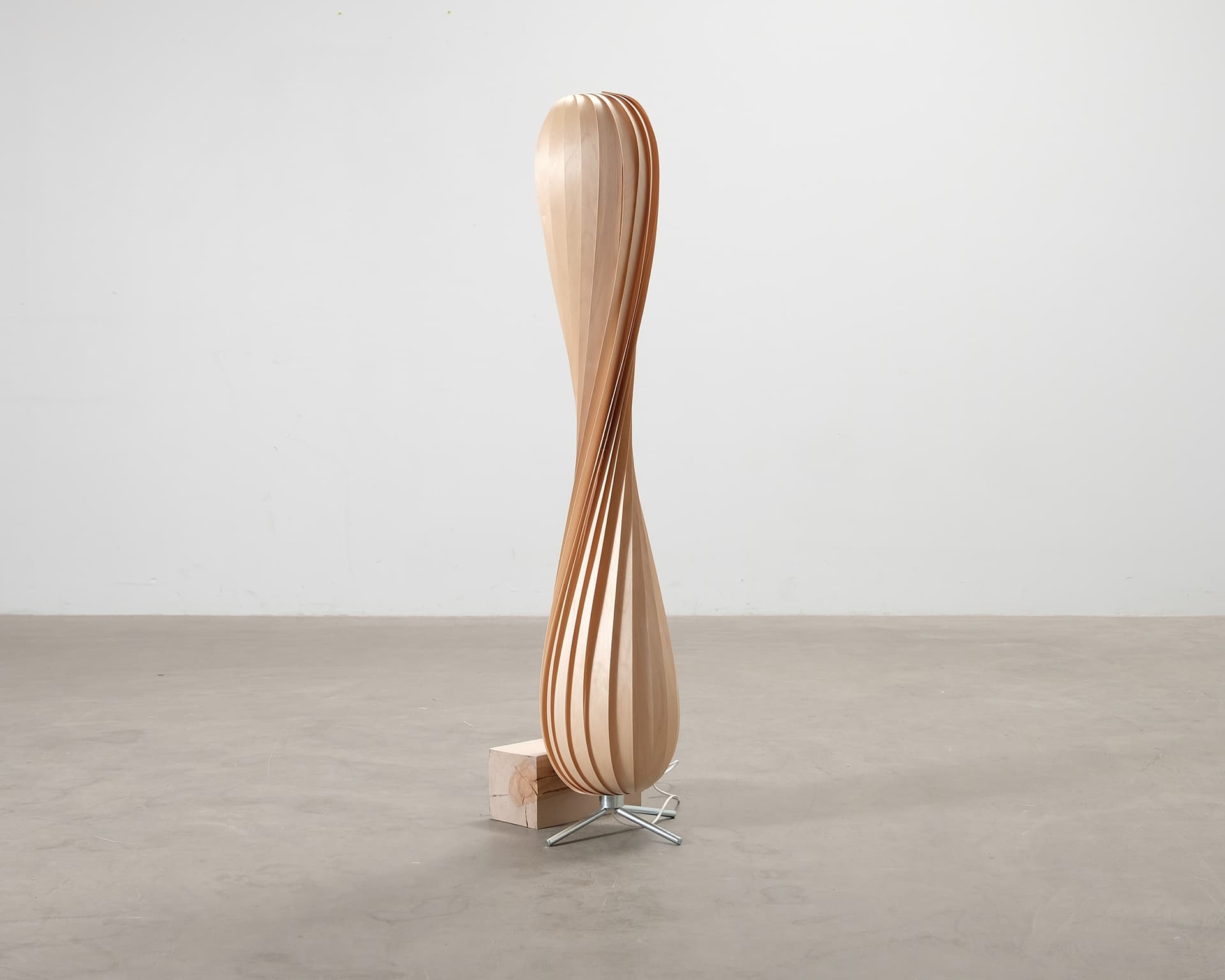 Tom Rossau TR7 golvlampa Natural