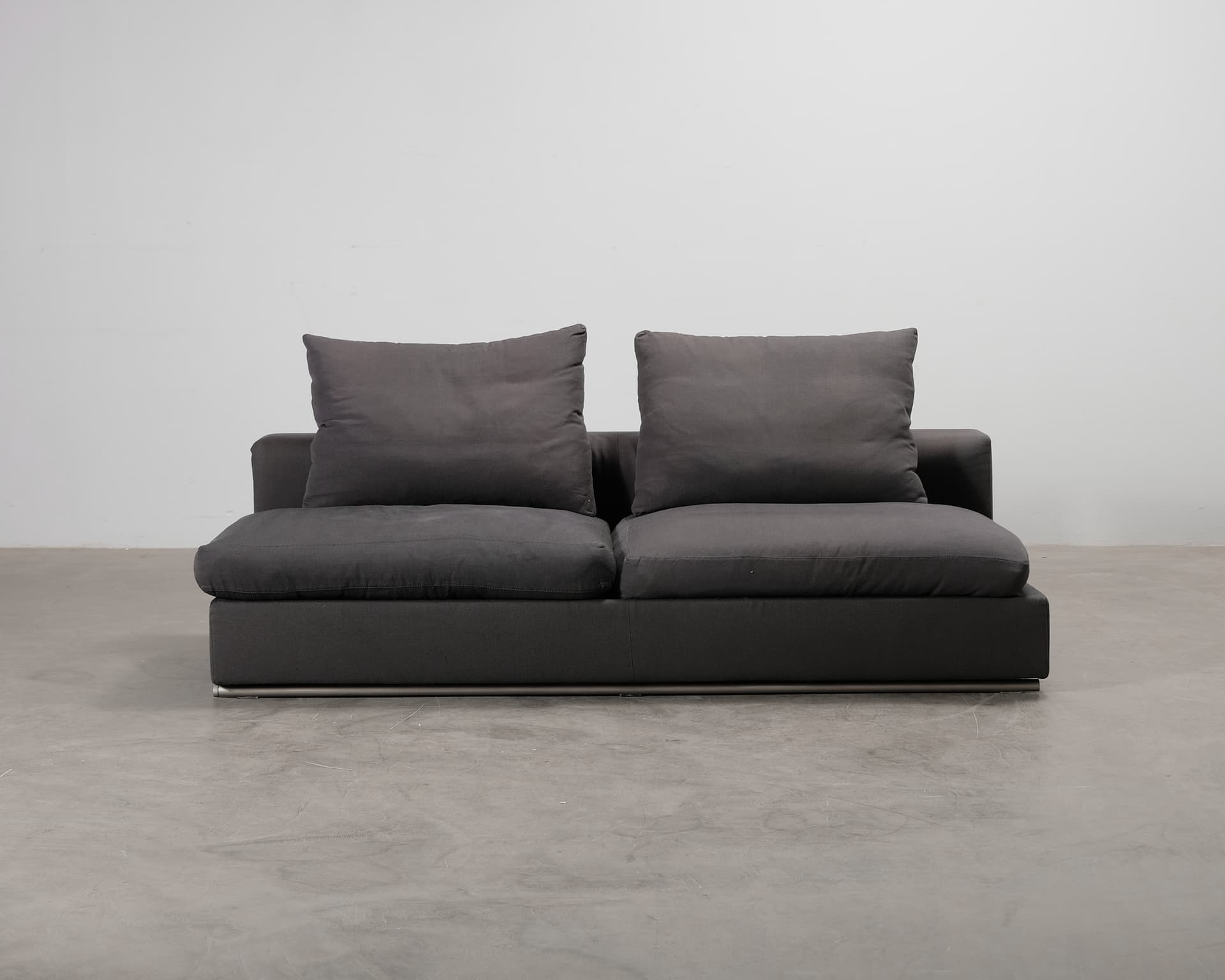 Flexform Groundpiece 2-sits modulsoffa mörkgrå
