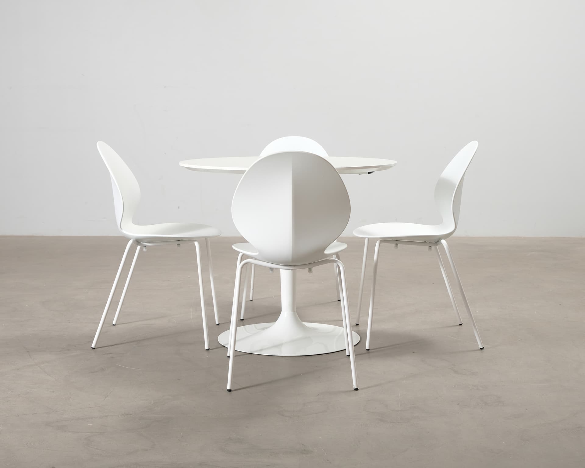 Calligaris matgrupp inkl. bord och 4 stolar vit
