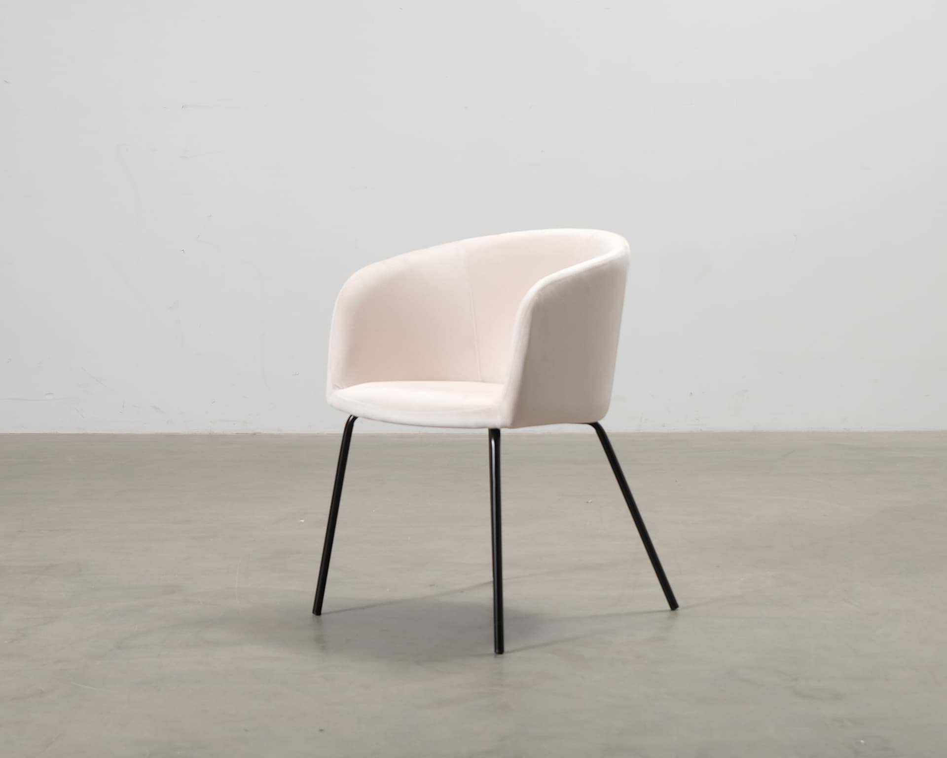 Berit matstol naturvit