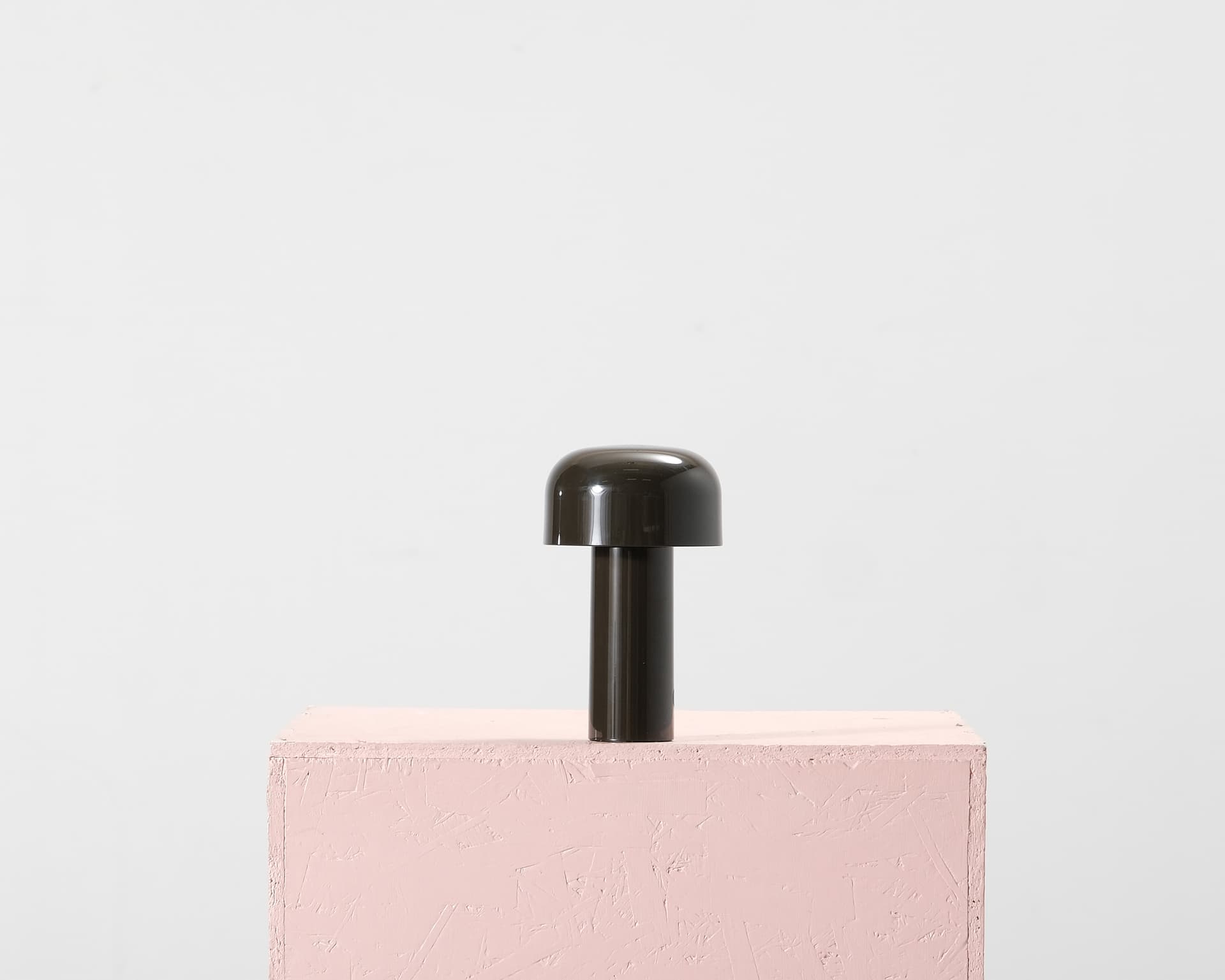 Flos  Bellhop bärbar bordslampa Cioko