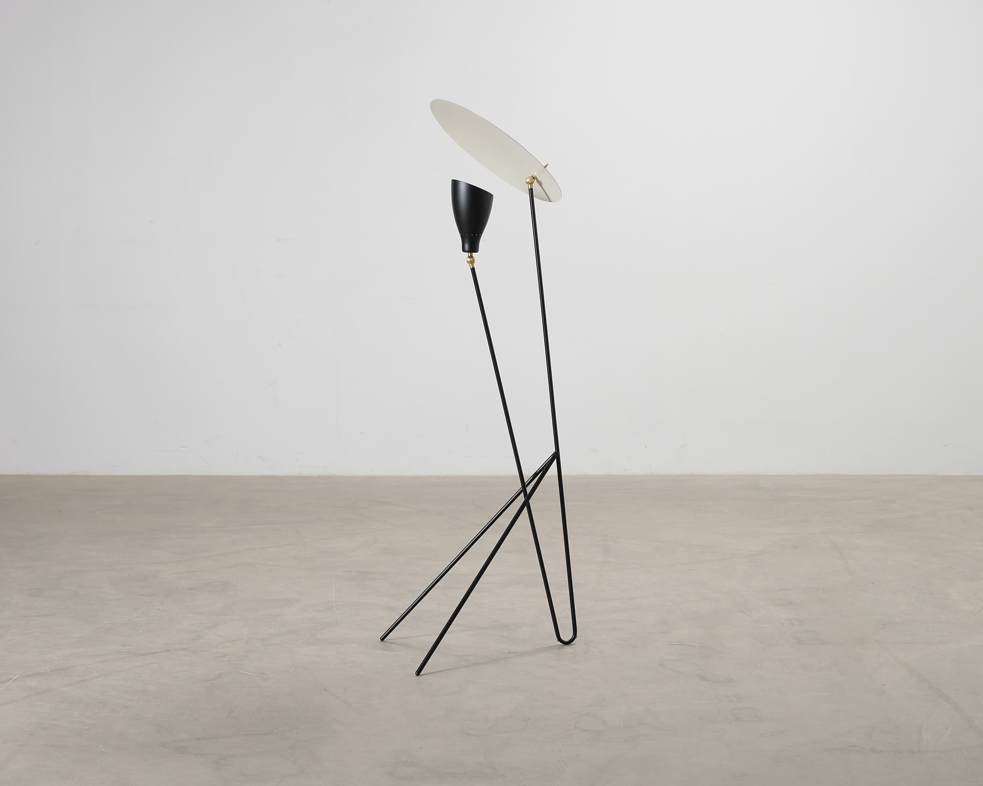 Warm Nordic Silhouette golvlampa svart