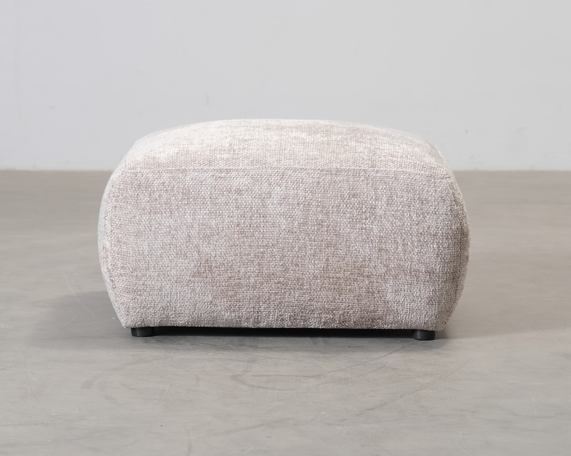Cosmopolitan Design Nolio puff beige