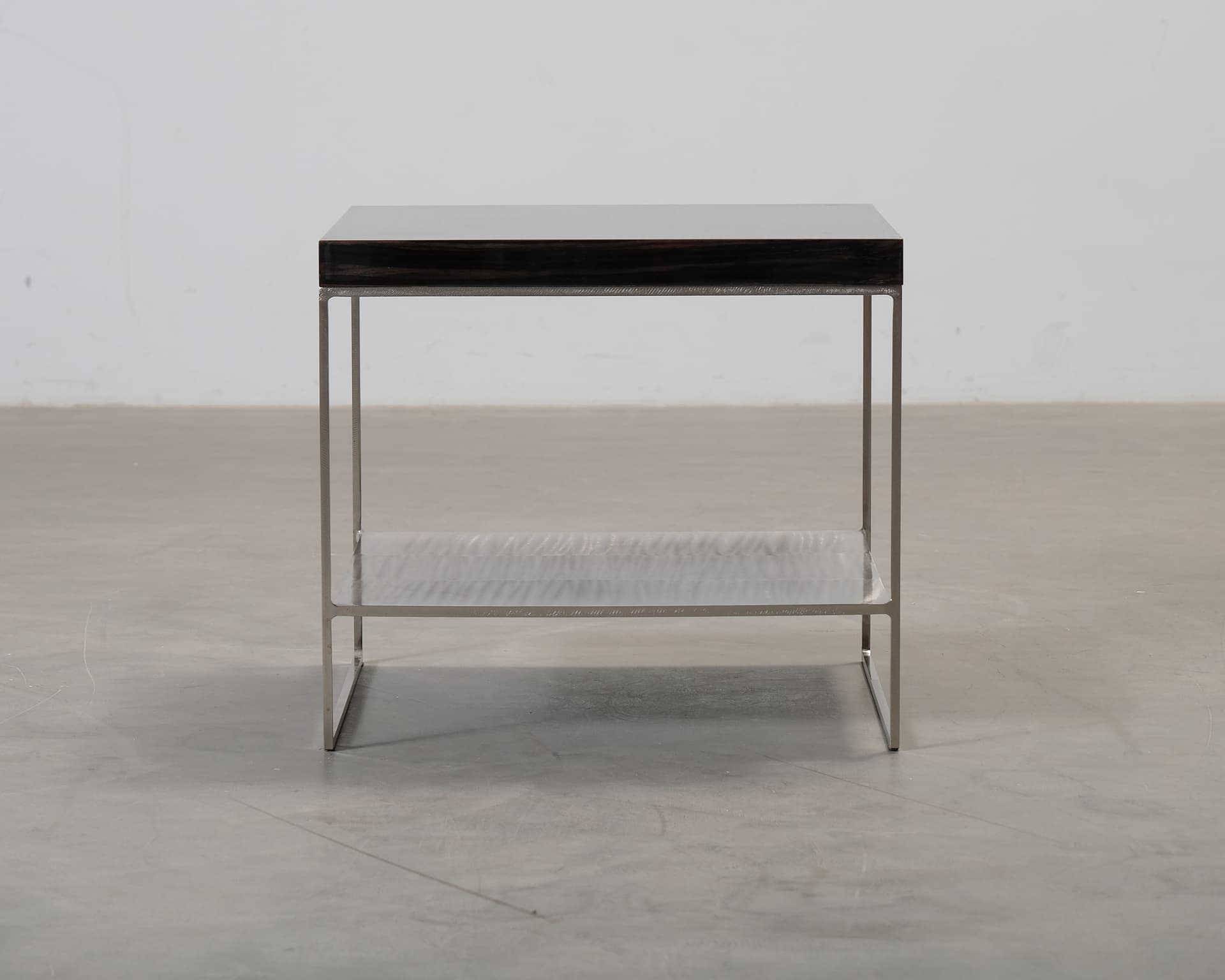 Minotti soffbord 60 x 60 cm