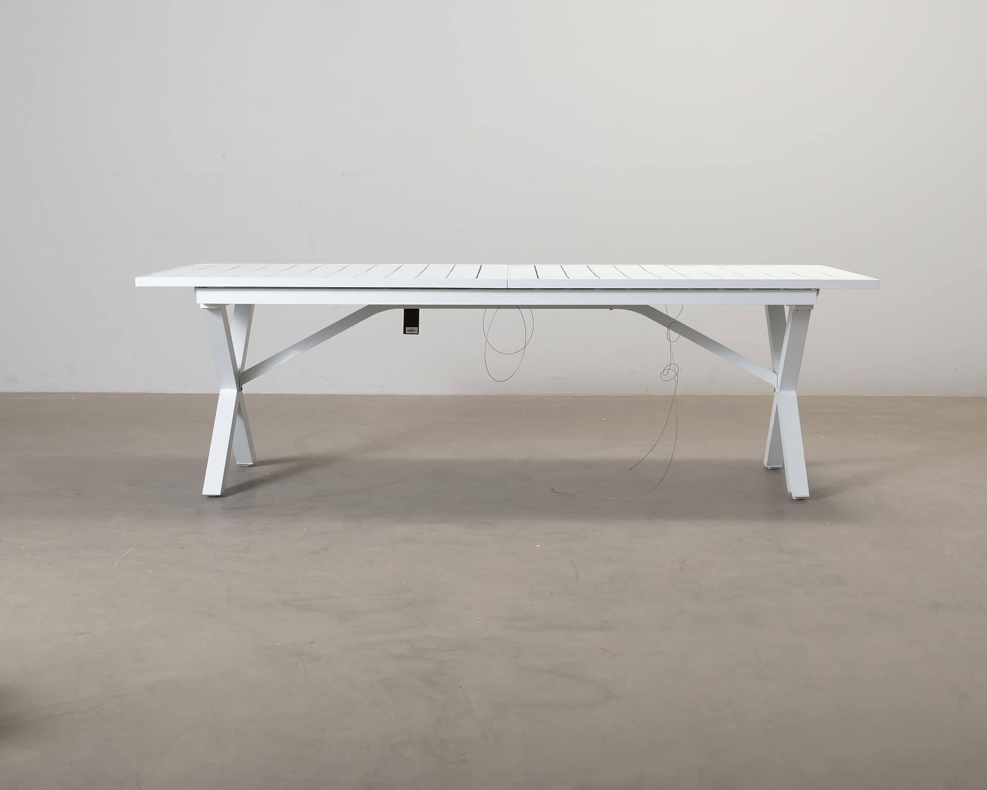Brafab Hillmond trädgårdsbord 238 cm vit