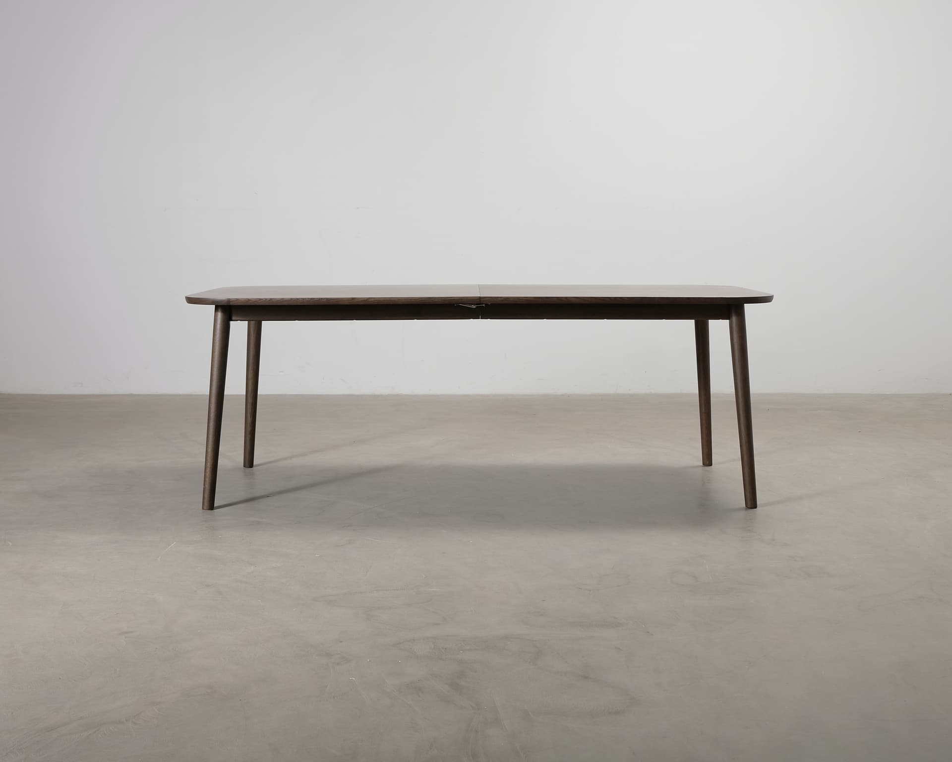 Mio Sixten förlängningsbart matbord 210-314 cm