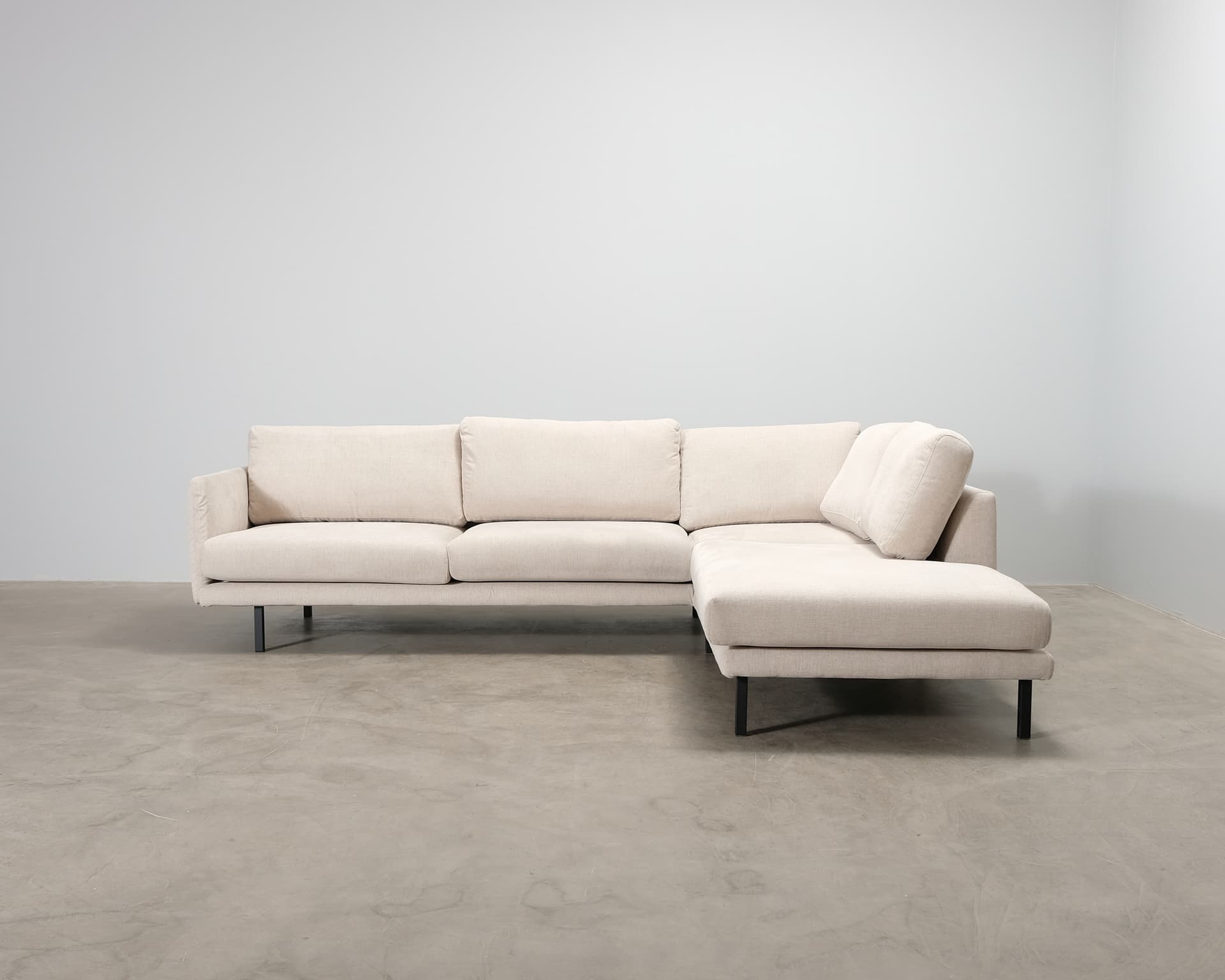 Finsoffat Kataja 4-sits soffa beige