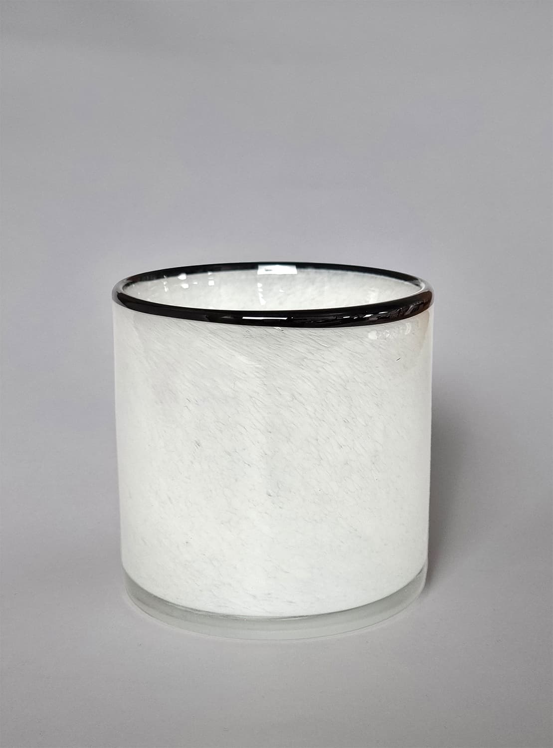 Ljuslykta M - Harmony (vit/svart) (Storlek: 10 x 10 cm)