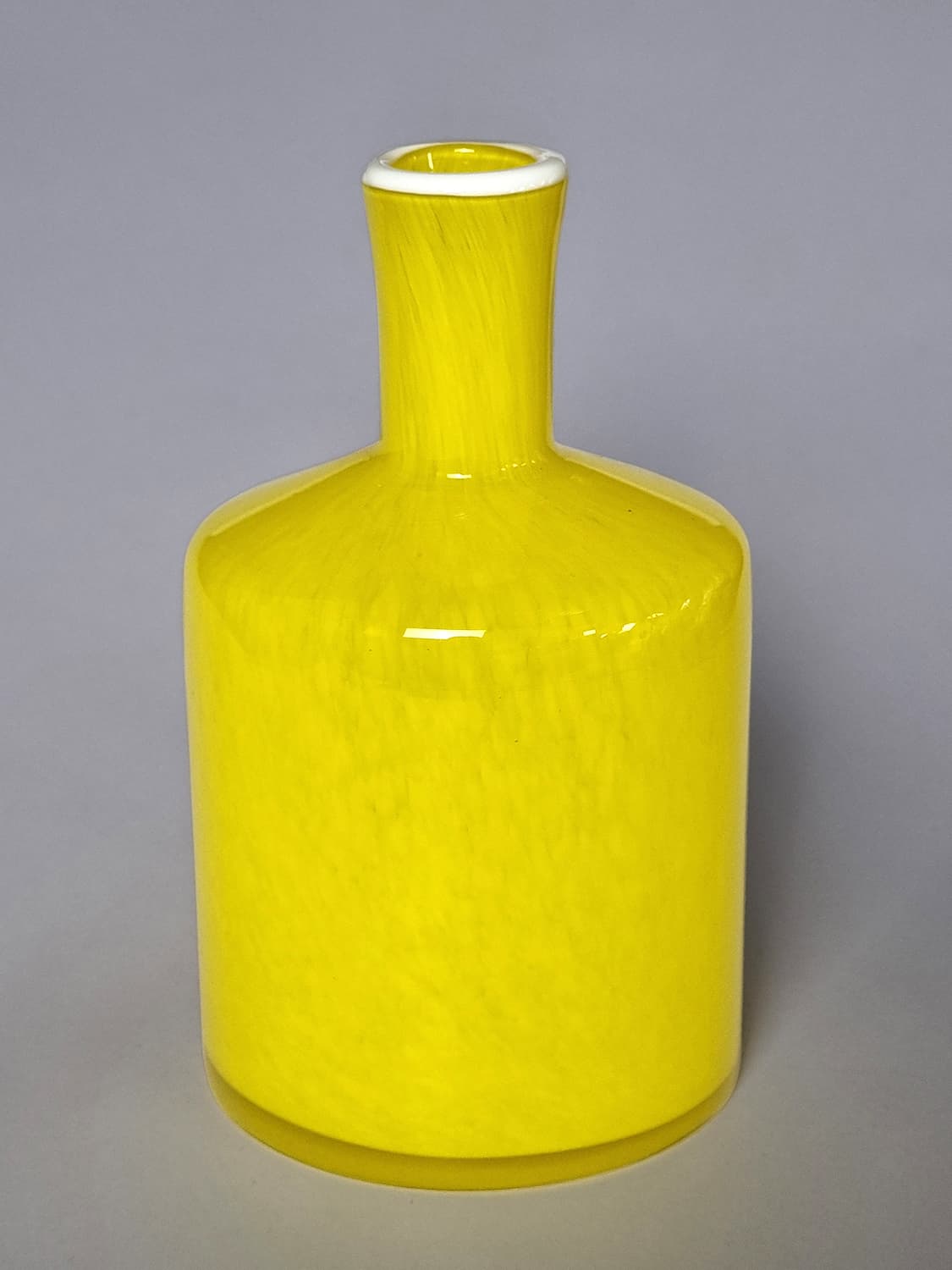 Vas - Harmony (gul) (Storlek: 10 x 17 cm)