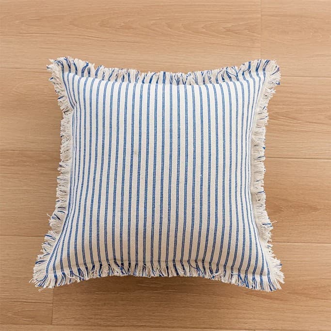 Kuddfodral - Fringed (blå) (Storlek: 45 x 45 cm)