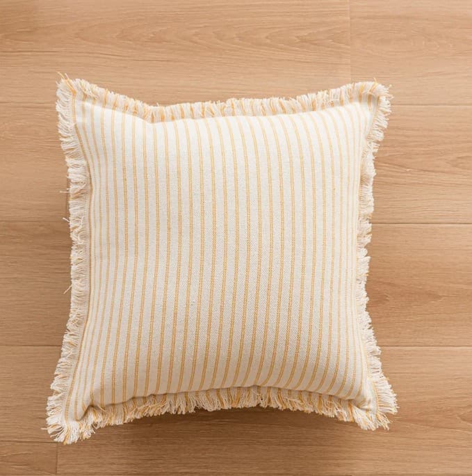 Kuddfodral - Fringed (gul) (Storlek: 45 x 45 cm)