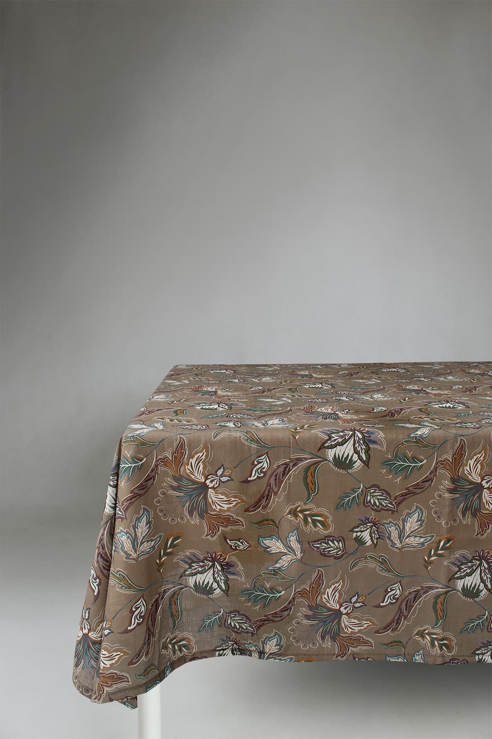 Dukar - Bomullsduk Dagny (brun) (Storlek: 140 x 250 cm)