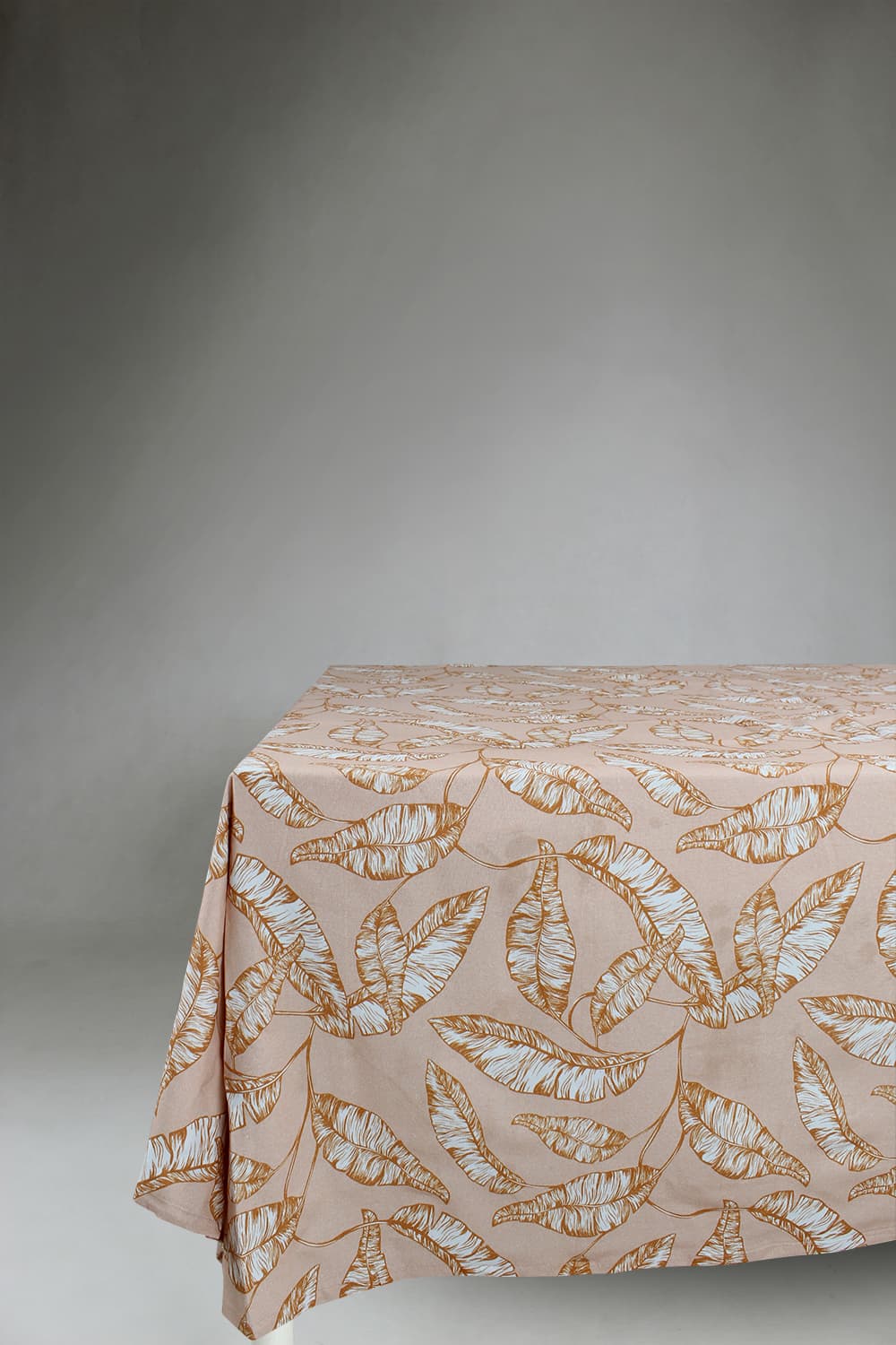 Dukar - Bomullsduk Leaves (orange) (Storlek: 140 x 250 cm)
