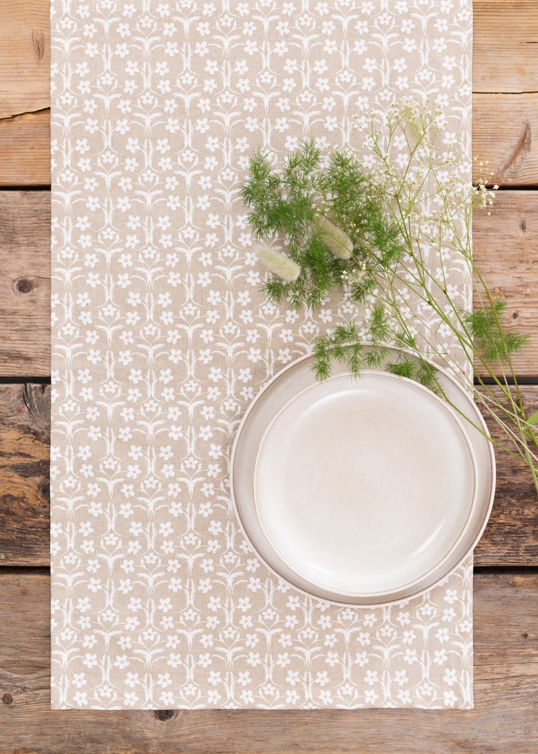 Bordslöpare - Löpare Ella (beige) (Storlek: 40 x 140)