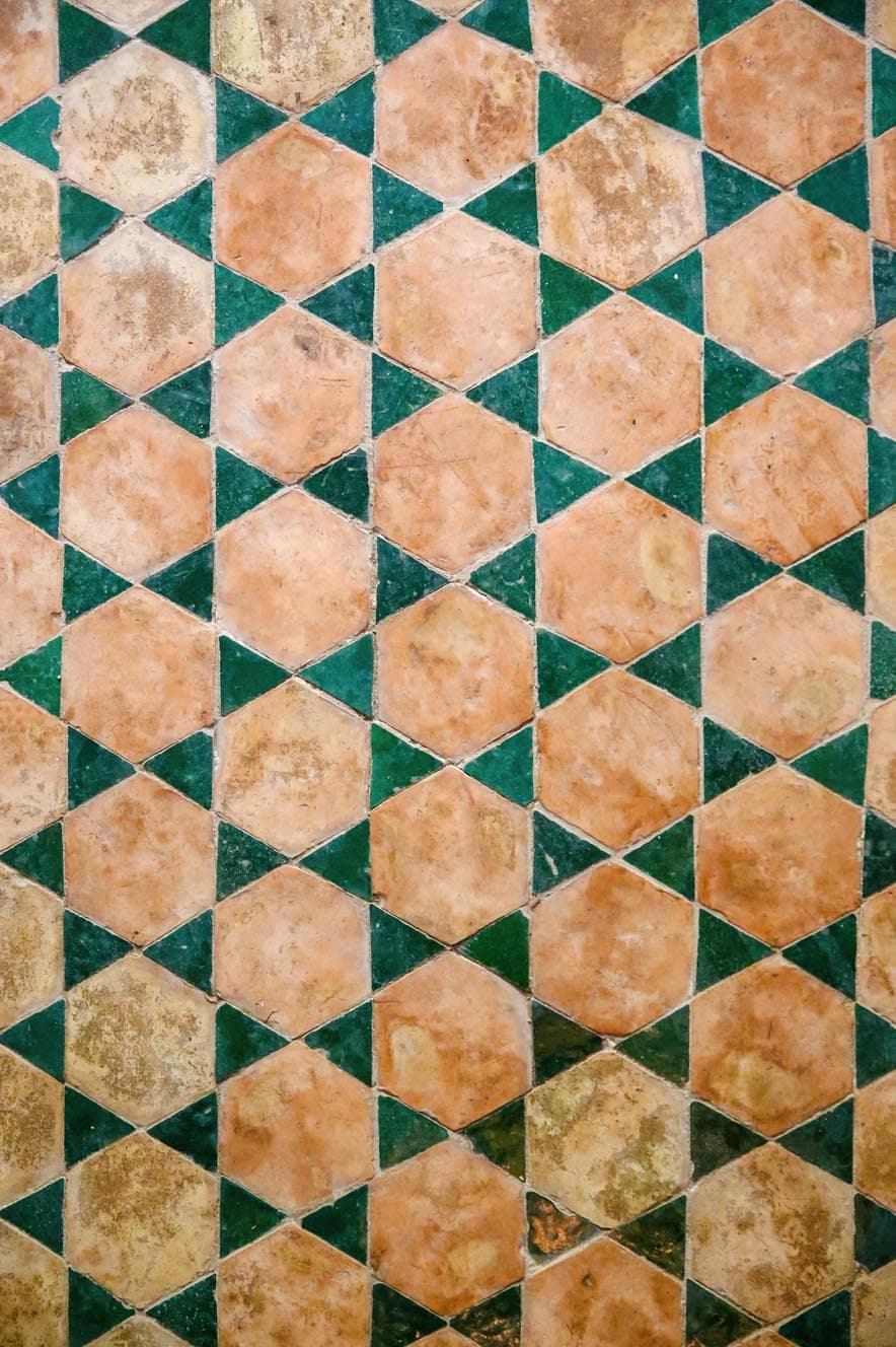 Wiltonmatta - Calvi (beige/grön) (Storlek: 180 x 270 cm)