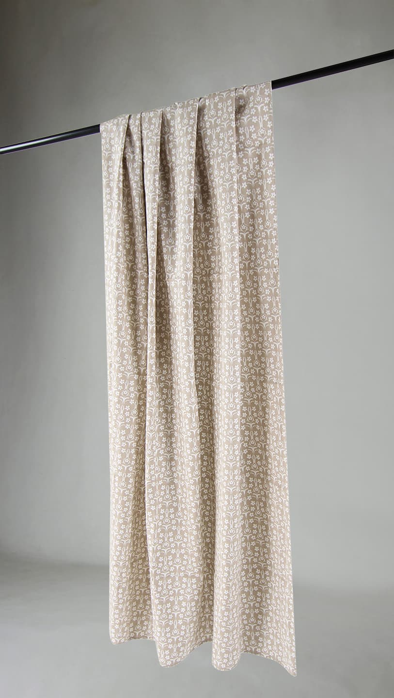 Gardiner - Bomullsgardin Sari (sand) (Storlek: 140 x 300)