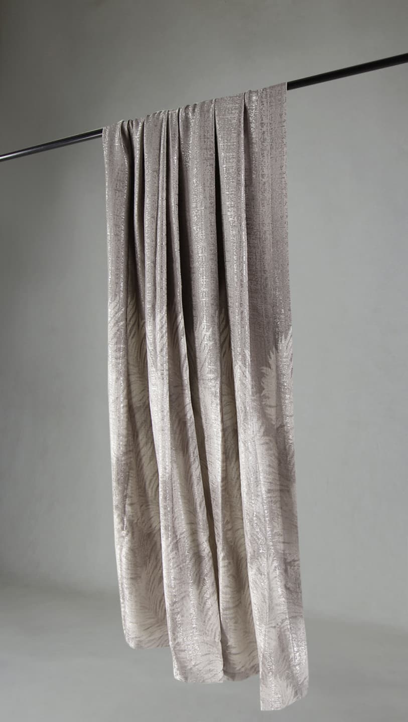 Gardin 140 x 260 cm (Storlek: 140 x 260 cm)