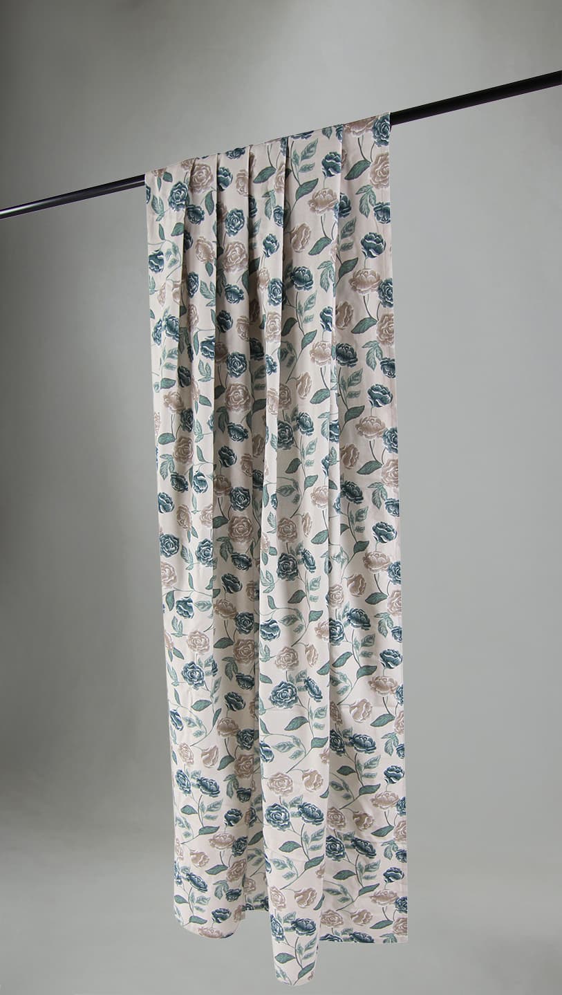 Gardiner - Bomullsgardin Wreath (blå) (Storlek: 140 x 300 cm)