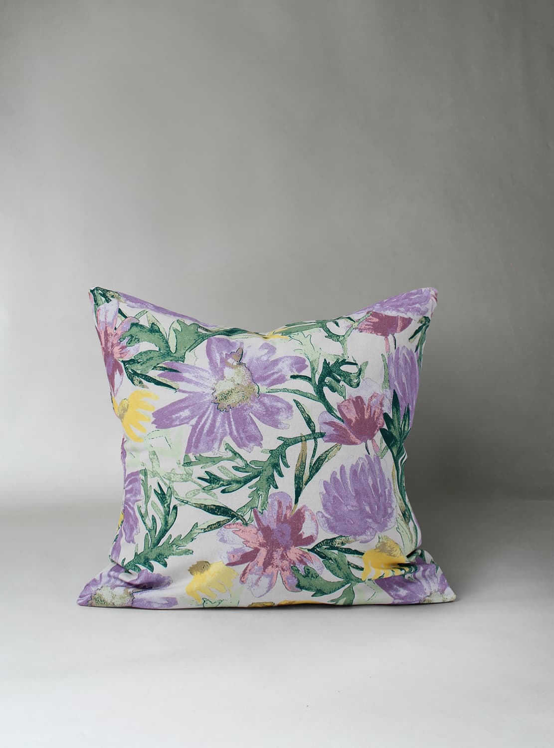 Kuddfodral - Cutie (lila) (Storlek: 45 x 45 cm)