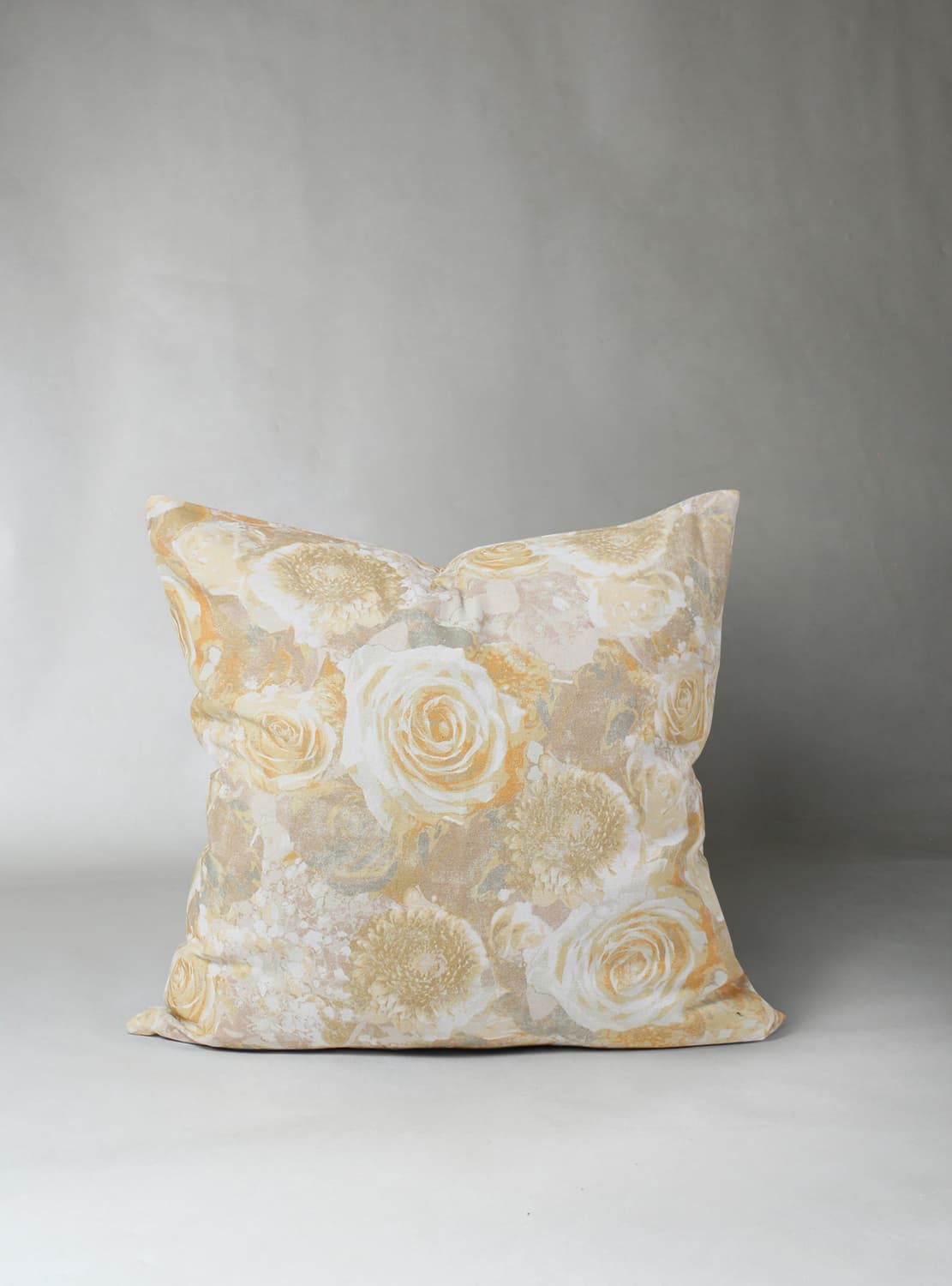 Kuddfodral - Soft (gul) (Storlek: 45 x 45 cm)