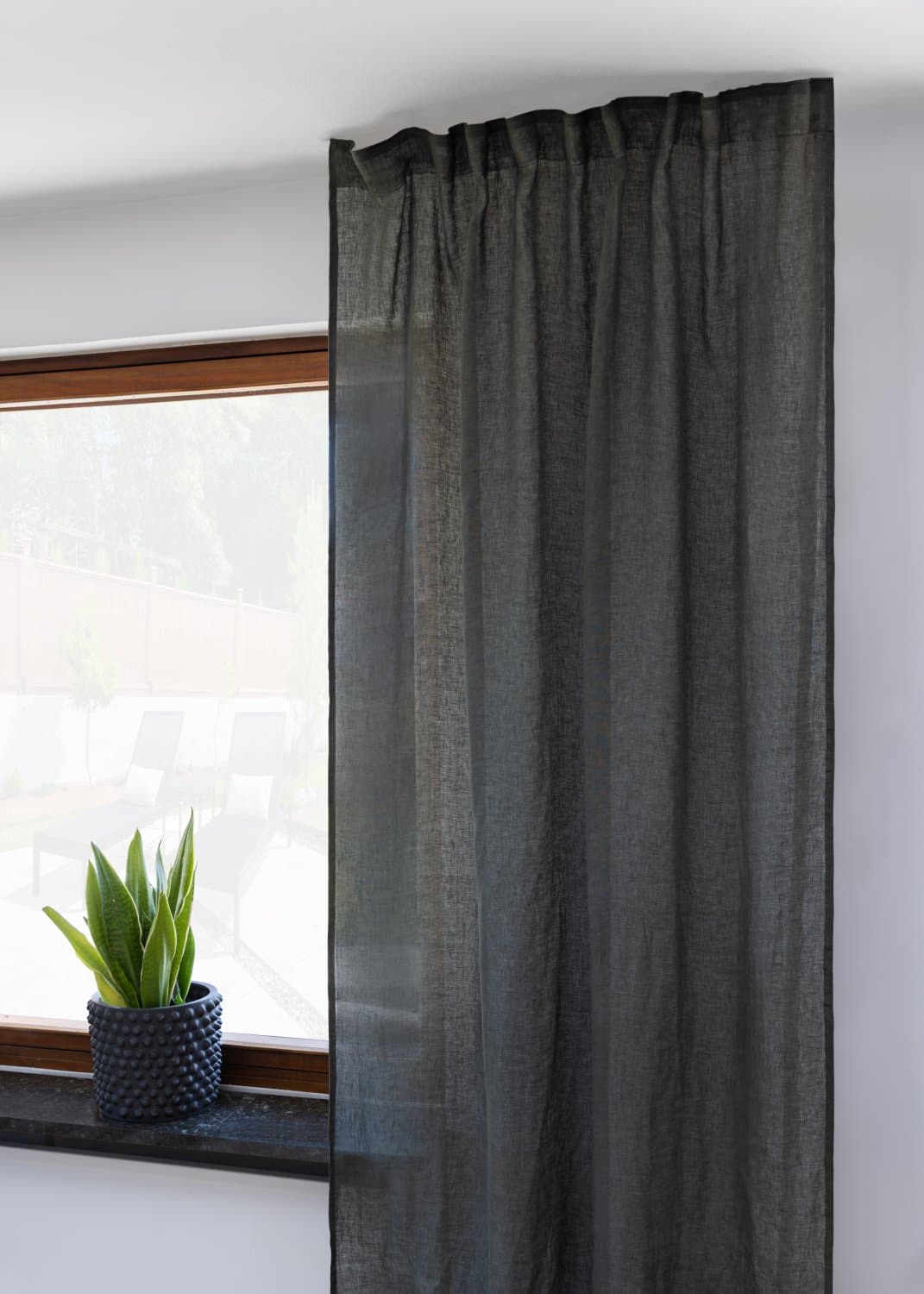 Gardiner - Linnegardin Livia (grön) (Storlek: 145 x 300 cm)