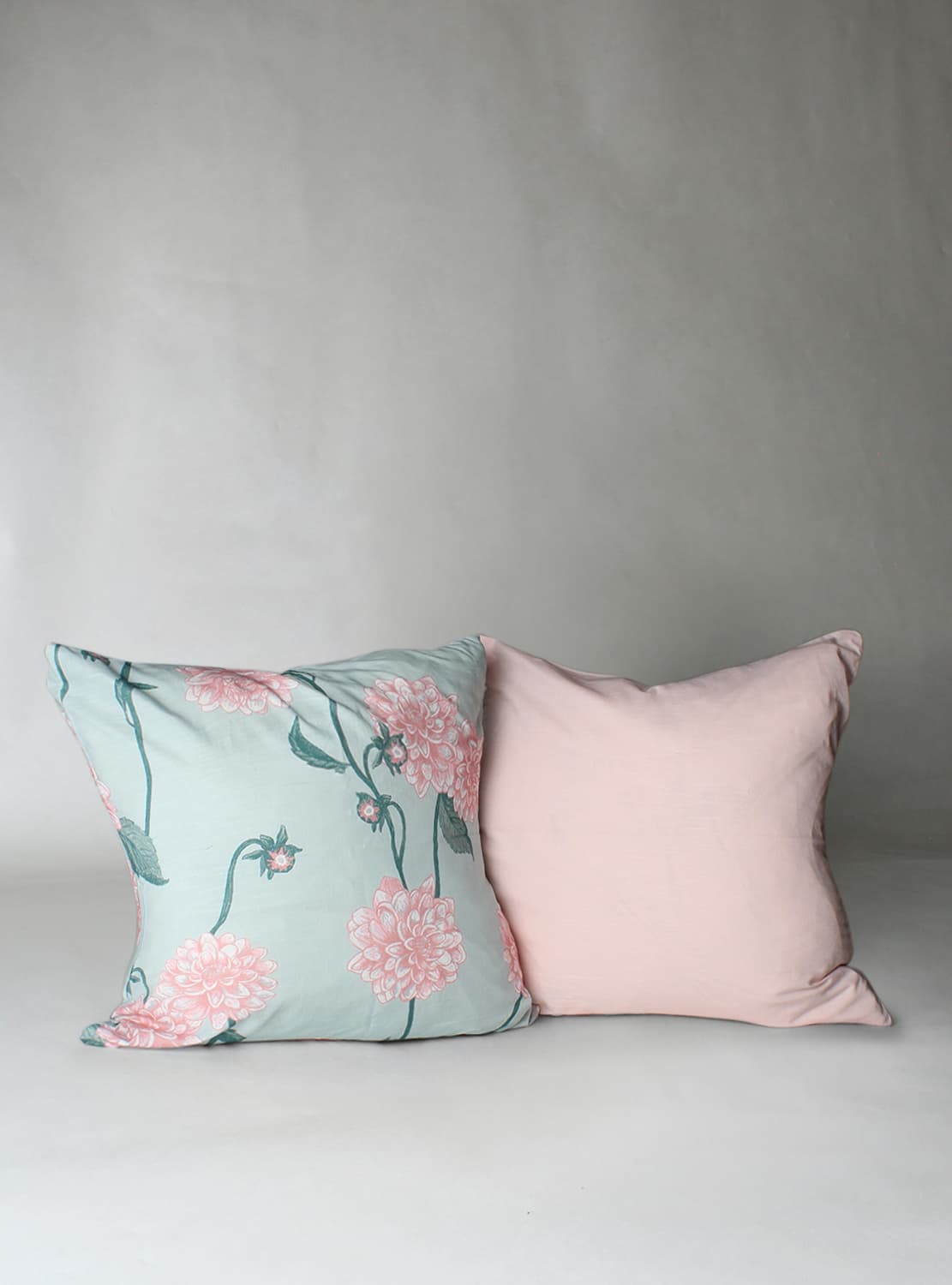 Kuddfodral 2-pack - Alyssa (grön/rosa) (Storlek: 45 x 45 cm)