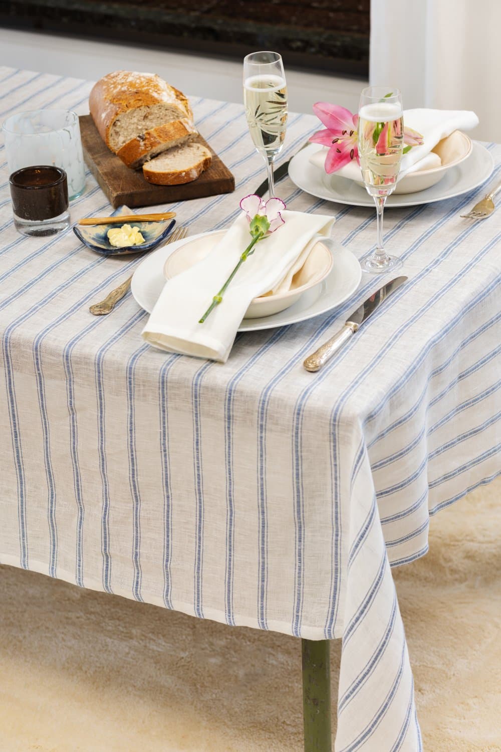 Dukar - Linneduk Dalia (vit) (Storlek: 140 x 250 cm)