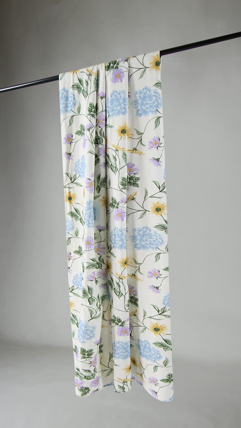 Gardiner - Bomullsgardin Dahlia (blå) (Storlek: 140 x 300 cm)