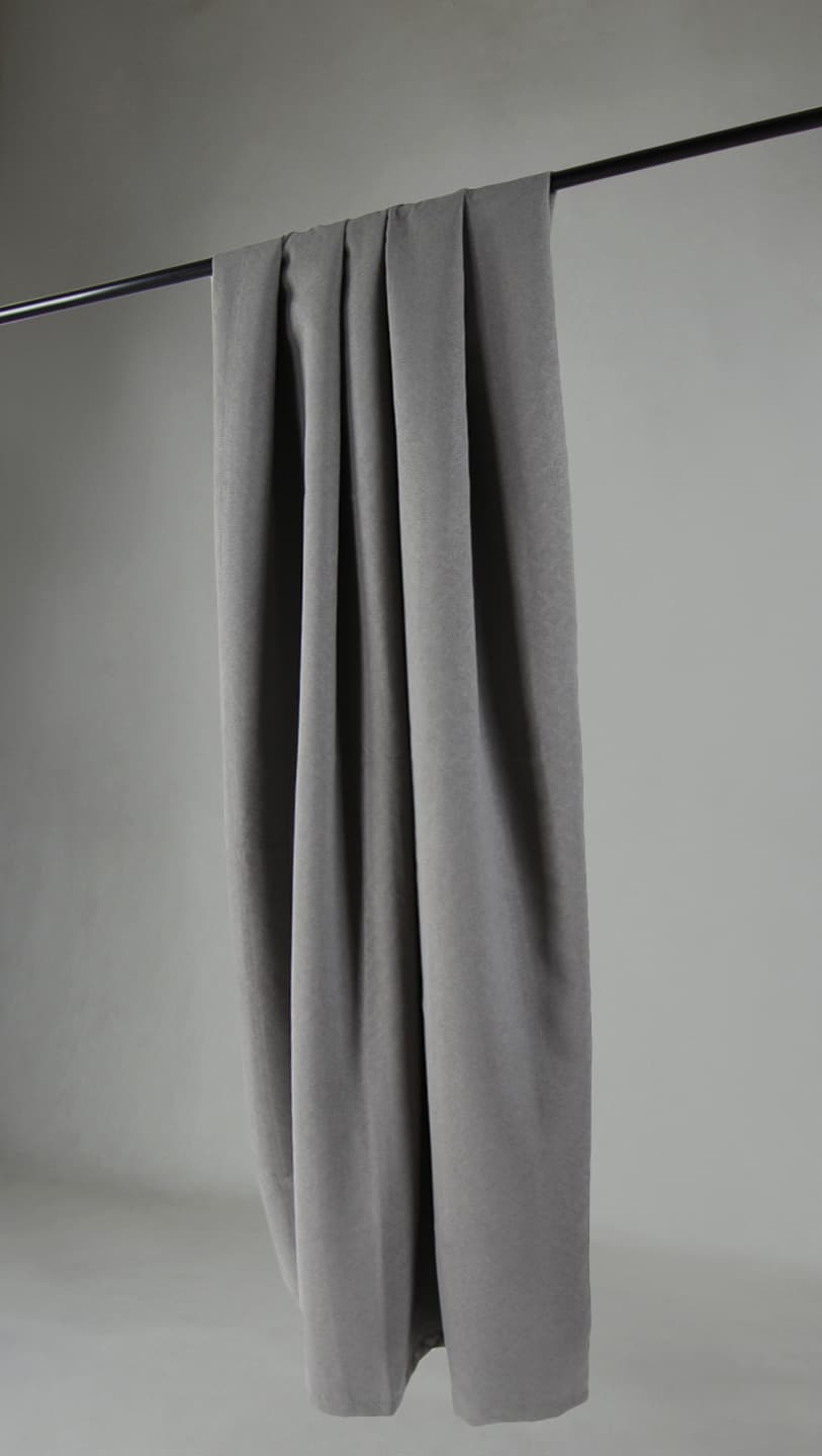 Gardiner - Mörkläggningsgardin Isolde (grå) (Storlek: 130 x 250)