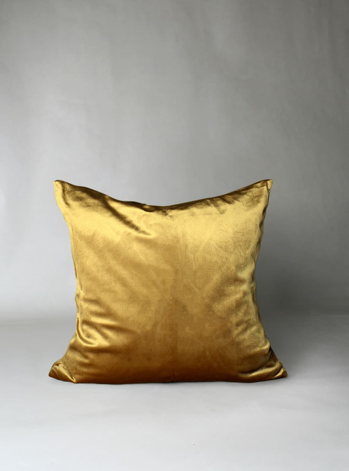 Kuddfodral Marlyn i sammet (gul) (Storlek: 50 x 50 cm)