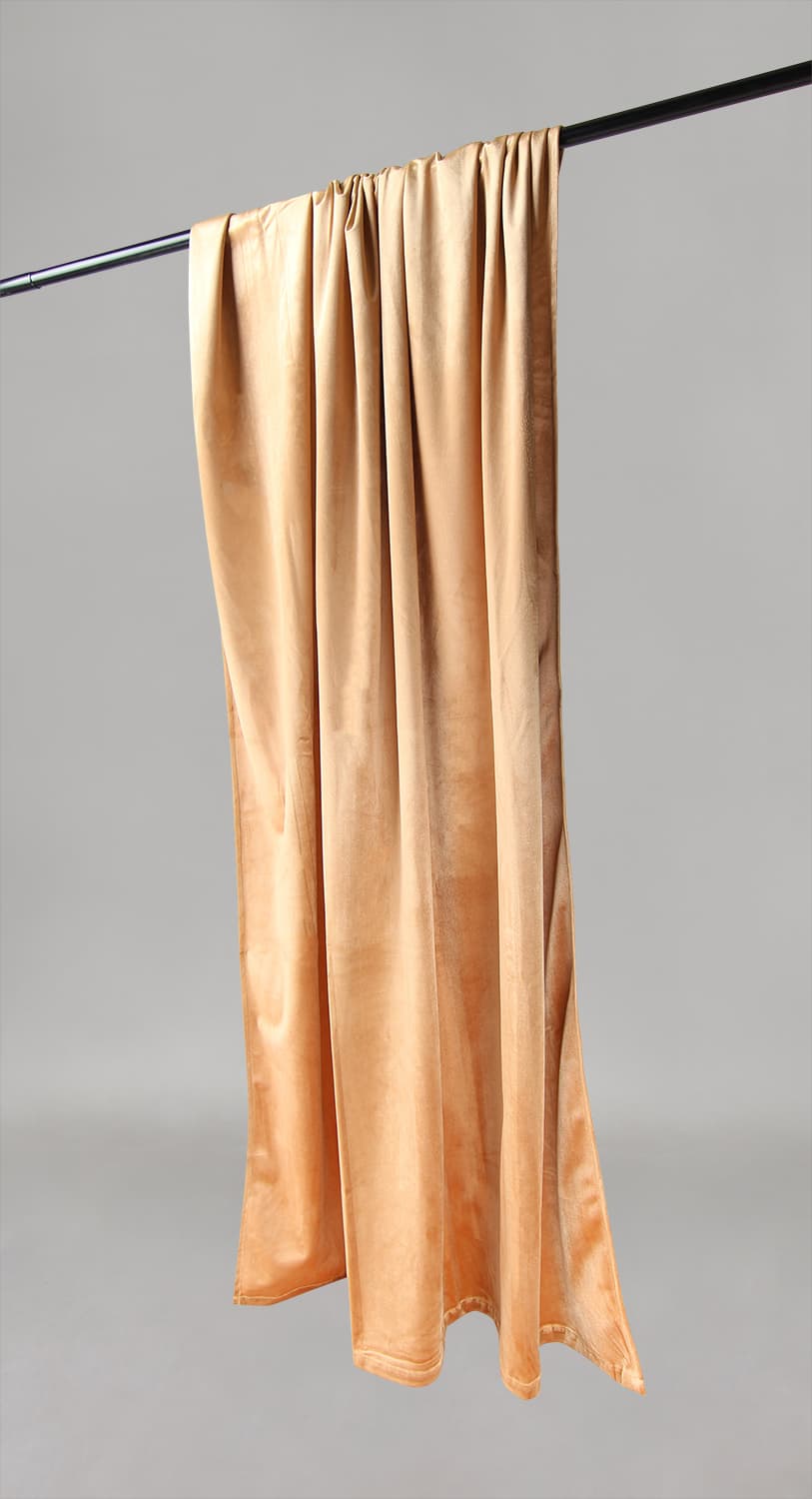 Gardiner - Sammetsgardin Marlyn (aprikos) (Storlek: 130 x 250 cm)